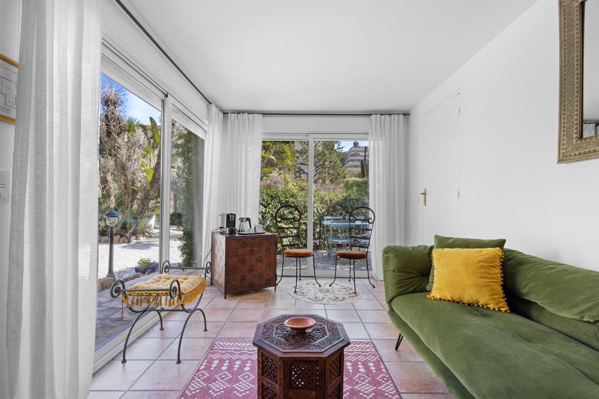 Hotel La Villa Sainte Valerie Adults Only Juan-les-Pins Exterior foto