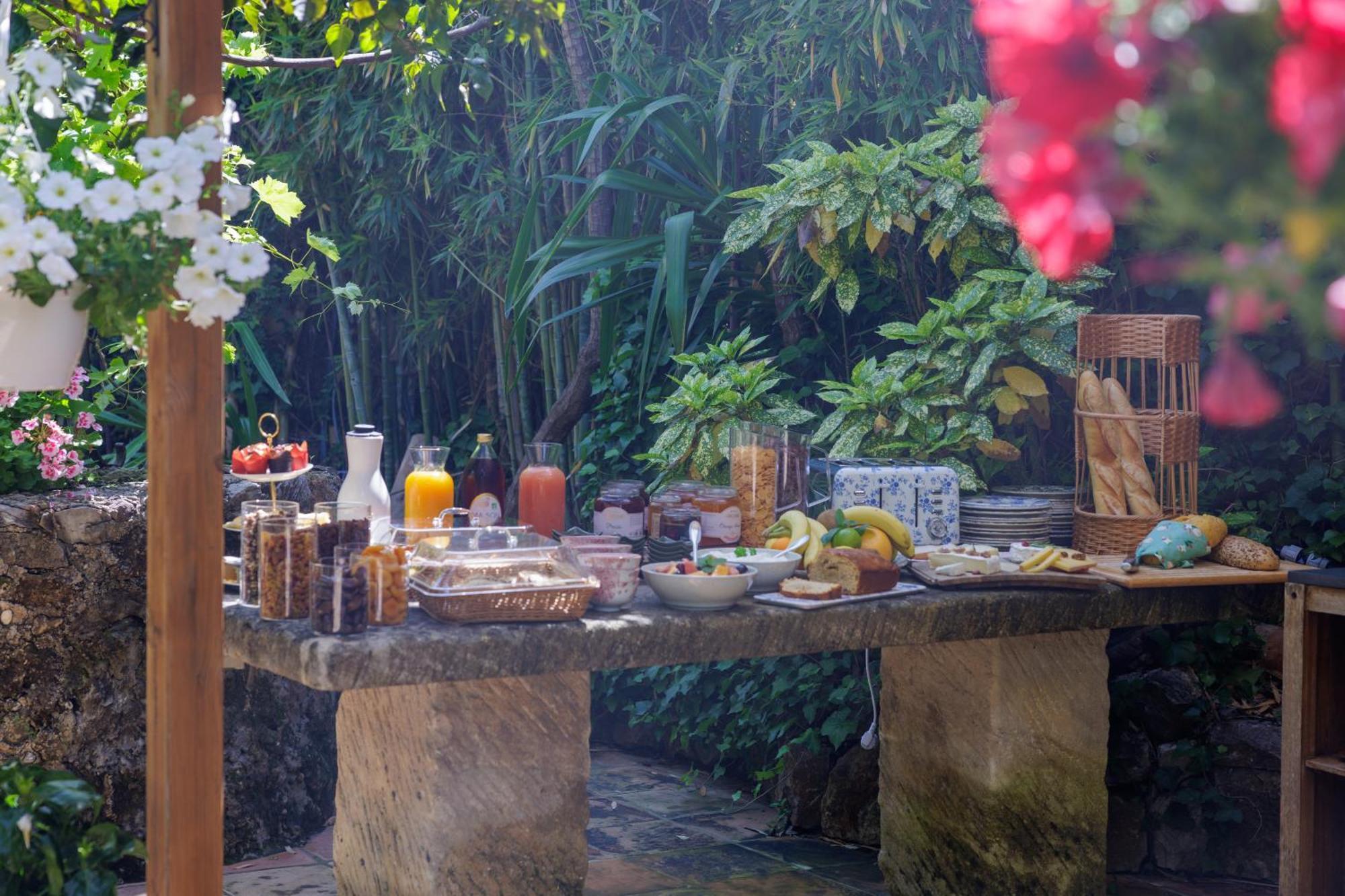 Hotel La Villa Sainte Valerie Adults Only Juan-les-Pins Exterior foto