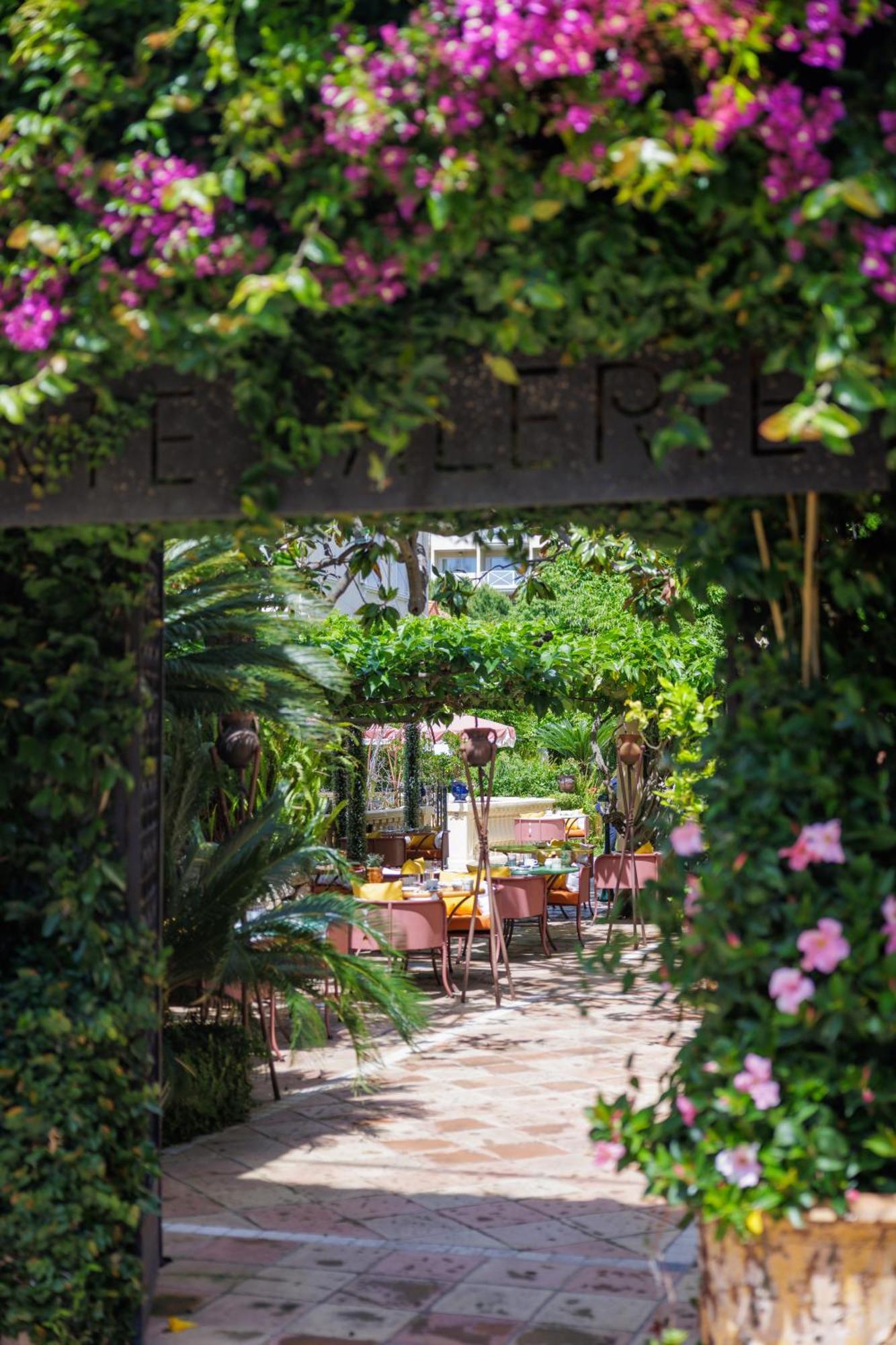 Hotel La Villa Sainte Valerie Adults Only Juan-les-Pins Exterior foto